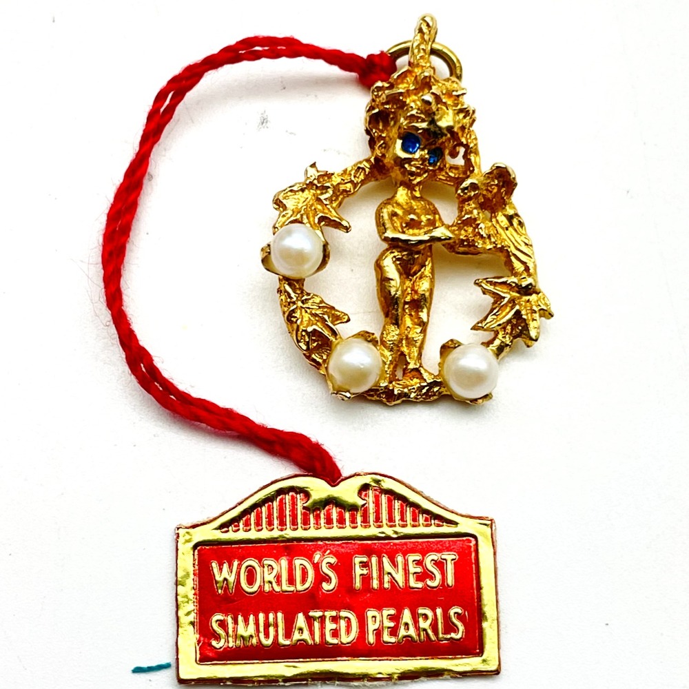 Vintage Cultra Simulated Pearl Rhinestone Gold Tone Pendant Original Tag 1950s